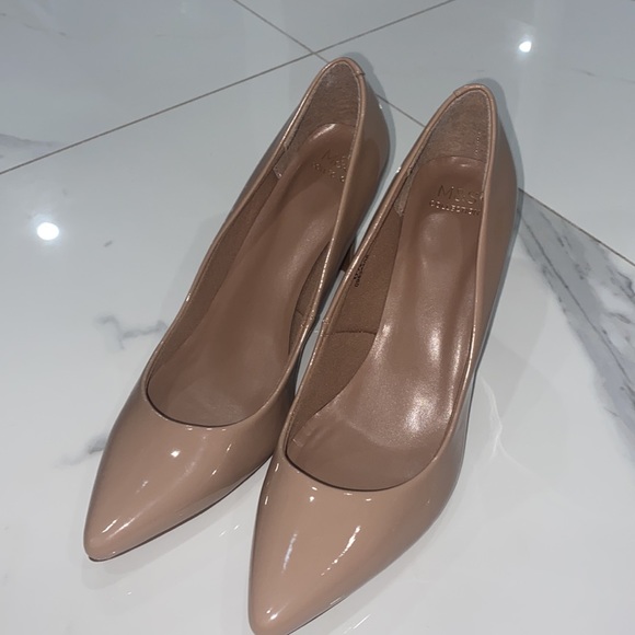 M&S collection nude heels - Picture 3 of 4